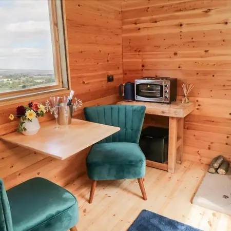 Shepherds Hut By Stepney Scarborough