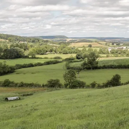 Luxury Shepherds Hut With Hot Tub Valley Views Campingplads Scarborough